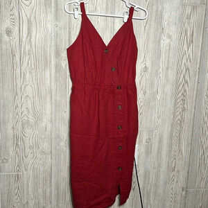Maurices dress red buttons size small